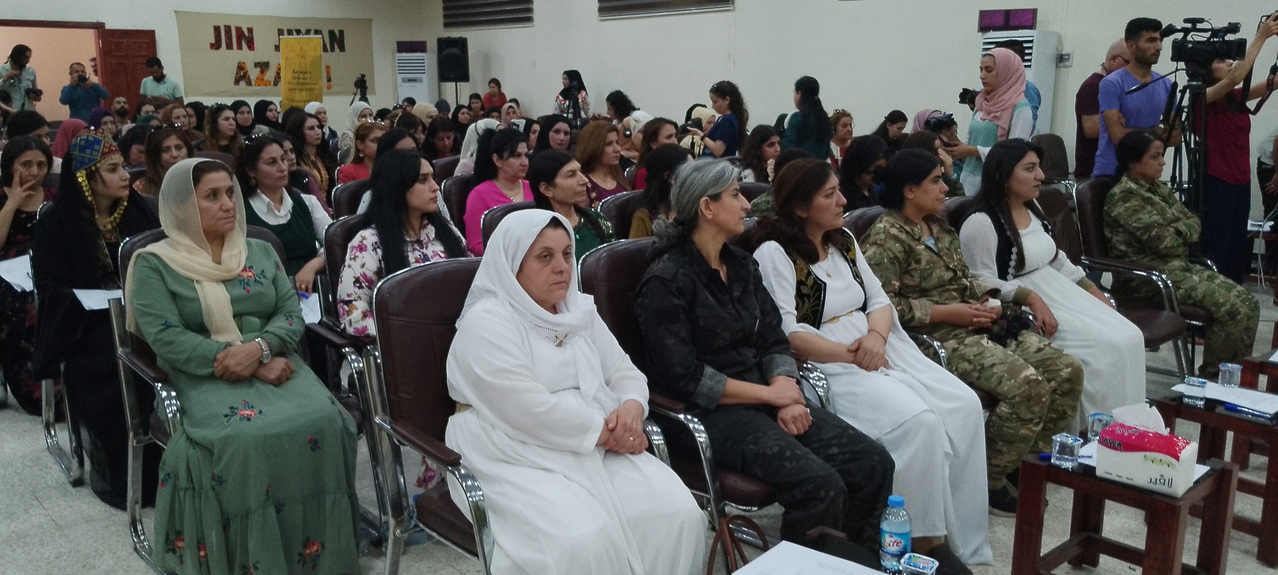 التنظيمات النسائية في شمال وشرق سوريا تنظم ملتقى دعماً لنساء شنغال و أفغانستان