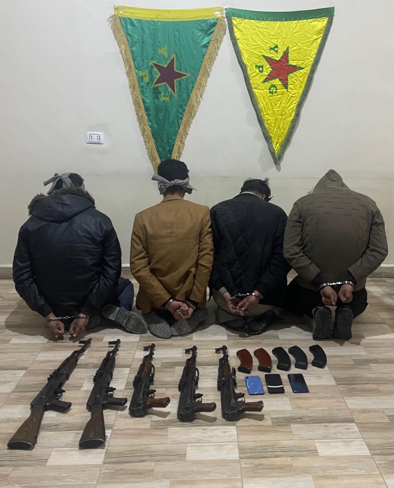 تم القاء القبض على 4 أشخاص مشتبه بهم