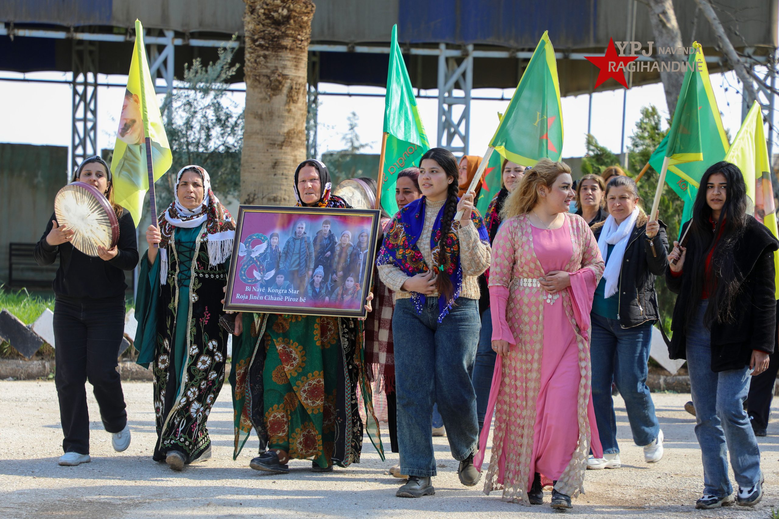 On the occasion of March 8, Kongra Star visited the Women’s Protection Units (YPJ)