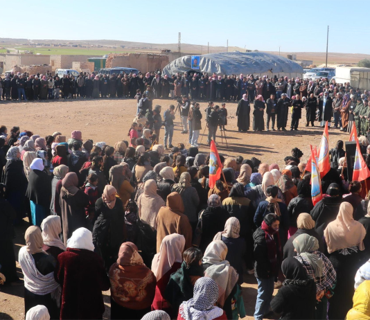 Ji Bo Her 5 Fedayiyên Dozê Li Kobanê Meş Hate Li Darxistin