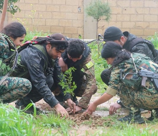 Şervanên YPJ û YPG Bi Hev Re 4’ê Nîsanê Pîroz Dikin