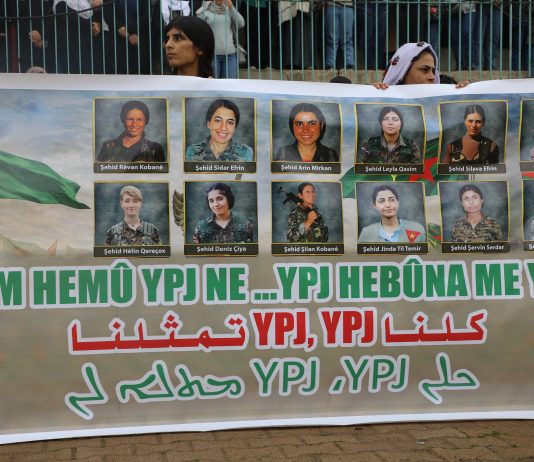 “Em Hemû YPJ’ê Ne” û “YPJ’ê Nûnertiya Me Dike”