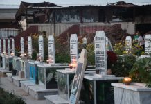 Bi boneya 15ˊê Gulanê mûm li ser gorên şehîdan hatin pêxistin