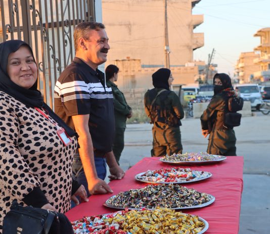 Gelê Rojava serdana pakrewangehên Şehîdan kirin a li bajare Qamişlo.