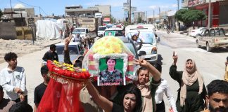 Li Kobanê merasîma oxirkirina şervana YPJ’ê .