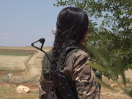 Şervanên YPJ’ê dilsoziya xwe ya bi rêya azadiyê û xeta şehîdan re nû dikin.